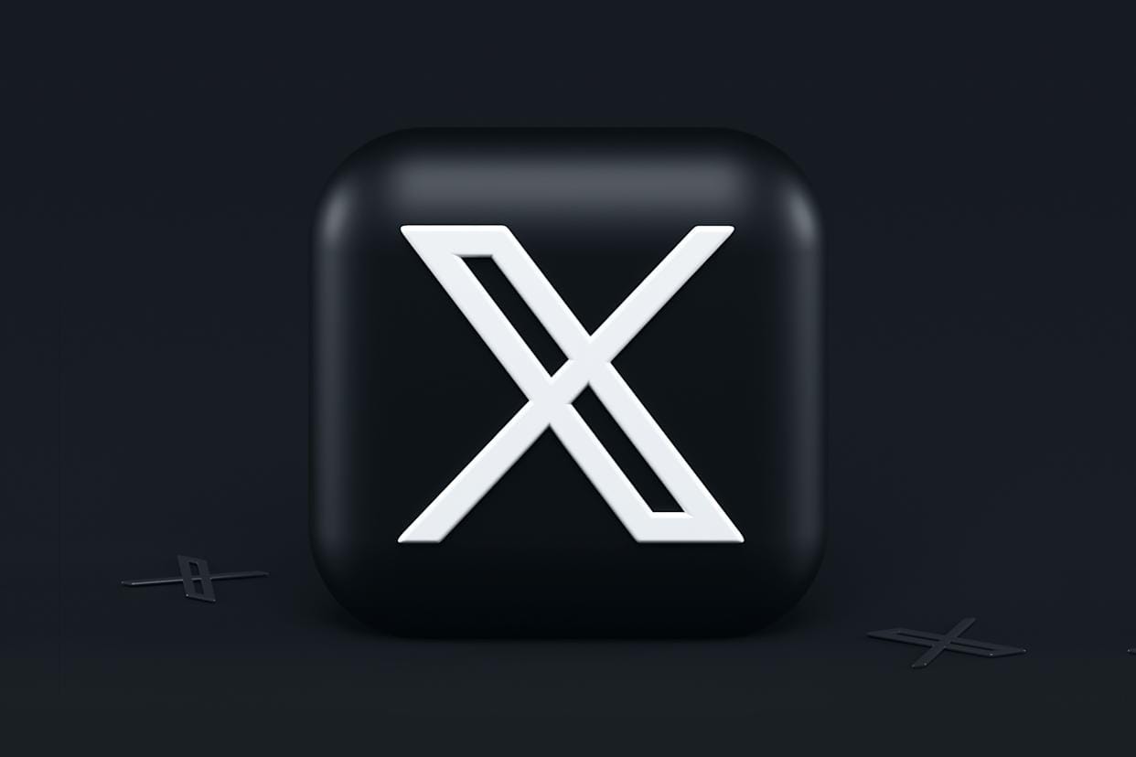 Elon Musk’s X and xAI Sue Apple and OpenAI Over Alleged AI Monopoly