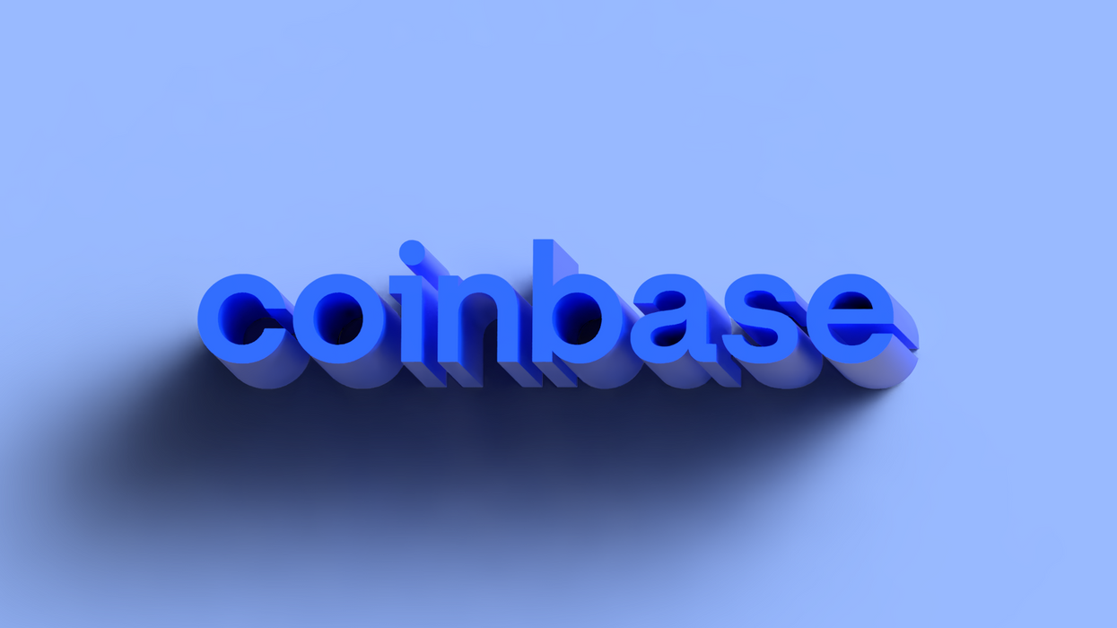 Coinbase Dismisses Senator Murphy’s Allegations of Trump Favoritism as “Ridiculous”