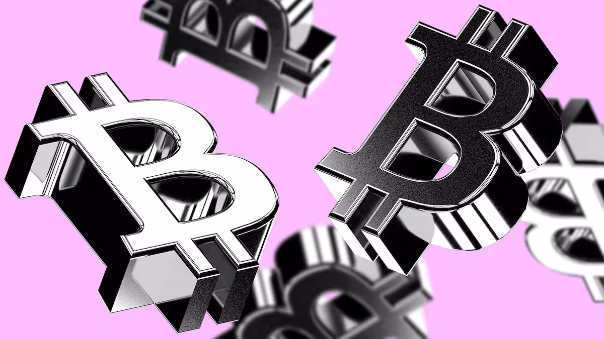Bitcoin 2026 Forecast: Will the "December Curse" Trigger a $200K Rally?