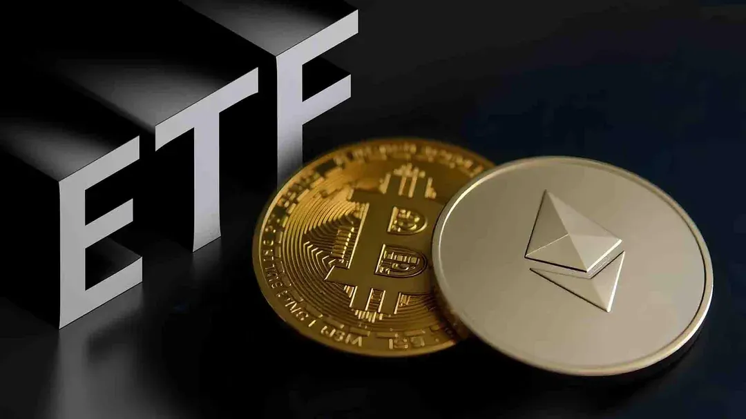 Spot Bitcoin and Ether ETF Outflows Near $1 Billion as Investors Reduce Risk