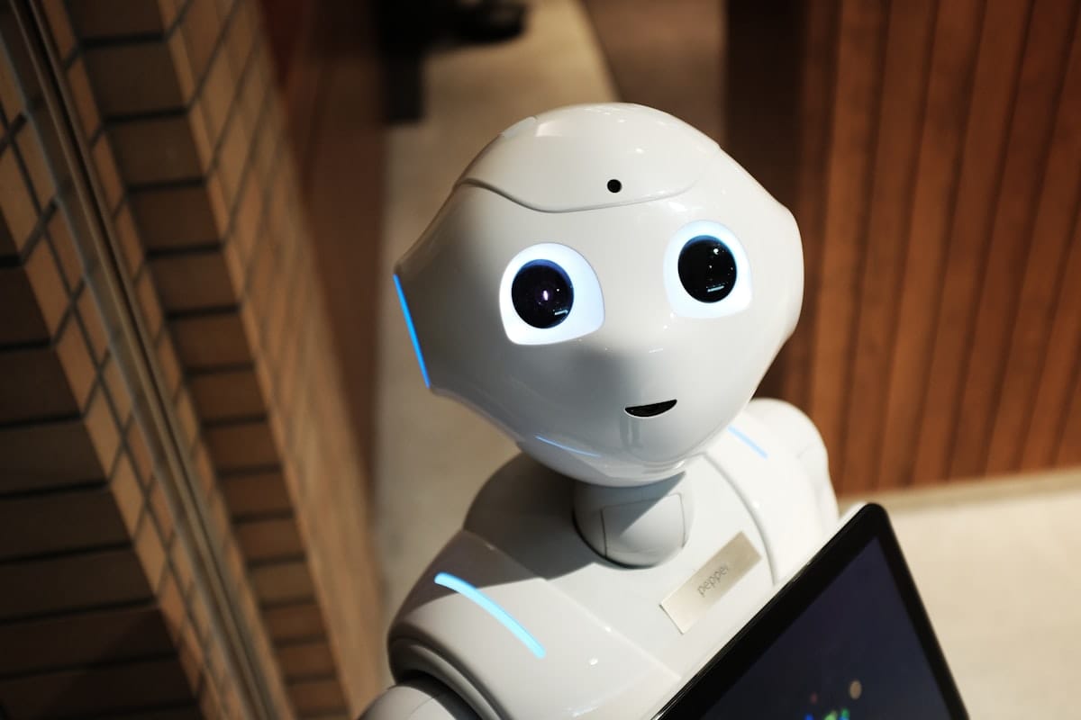 Alibaba Launches Open-Source RynnBrain Robot Model, Accelerating the Global Physical AI Race