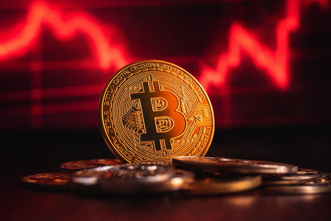 Bitcoin Slides Below $70,000 as Selling Pressure Wipes Out Gains Since 2021 Peak