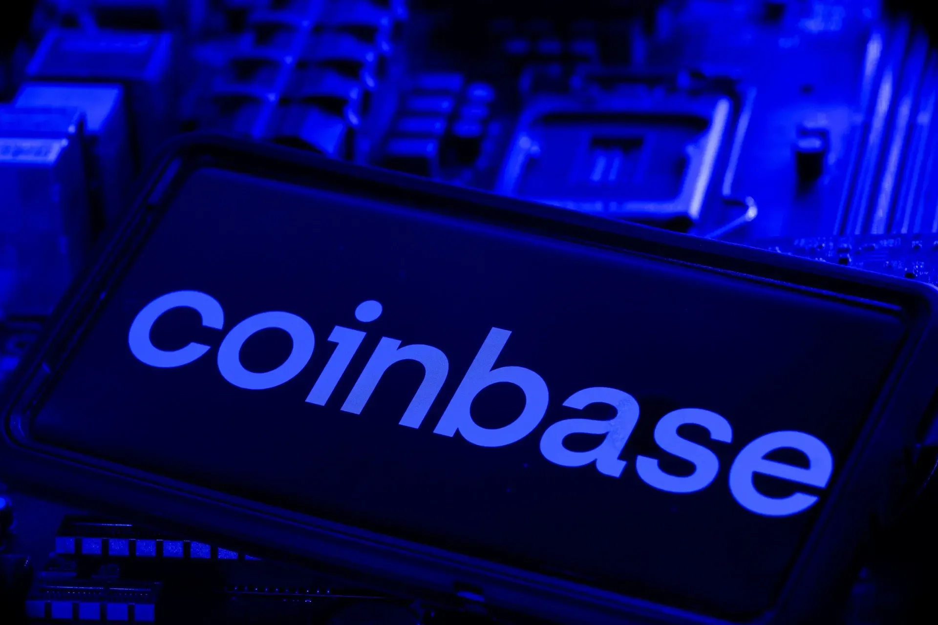 Coinbase Expands USDC Loans To UK With $5M Limit